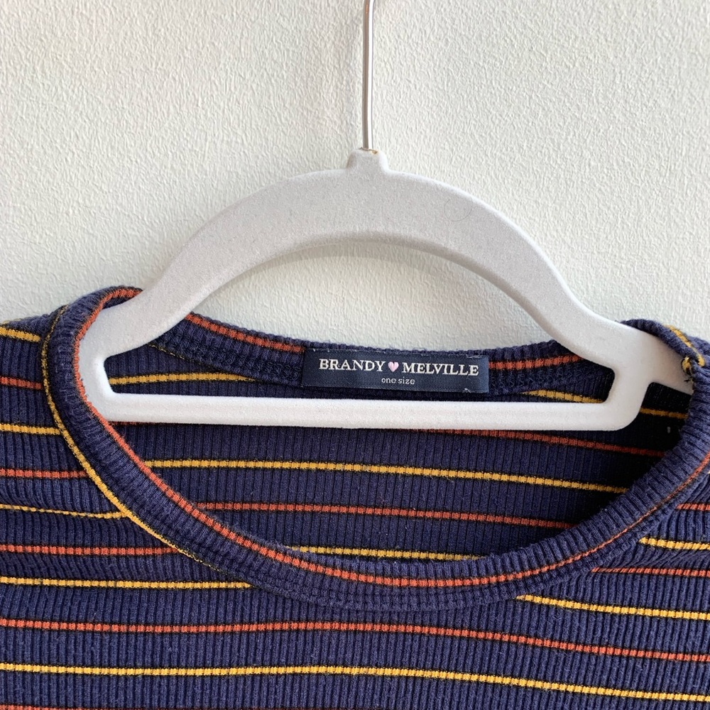 BRANDY MELVILLE LONG SLEEVE
